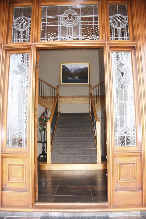 Dock Bay Lodge Те-Анау Экстерьер фото