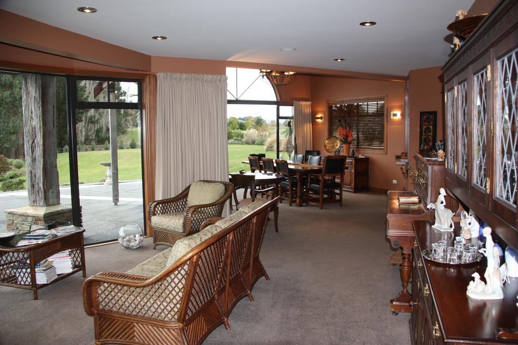 Dock Bay Lodge Те-Анау Экстерьер фото